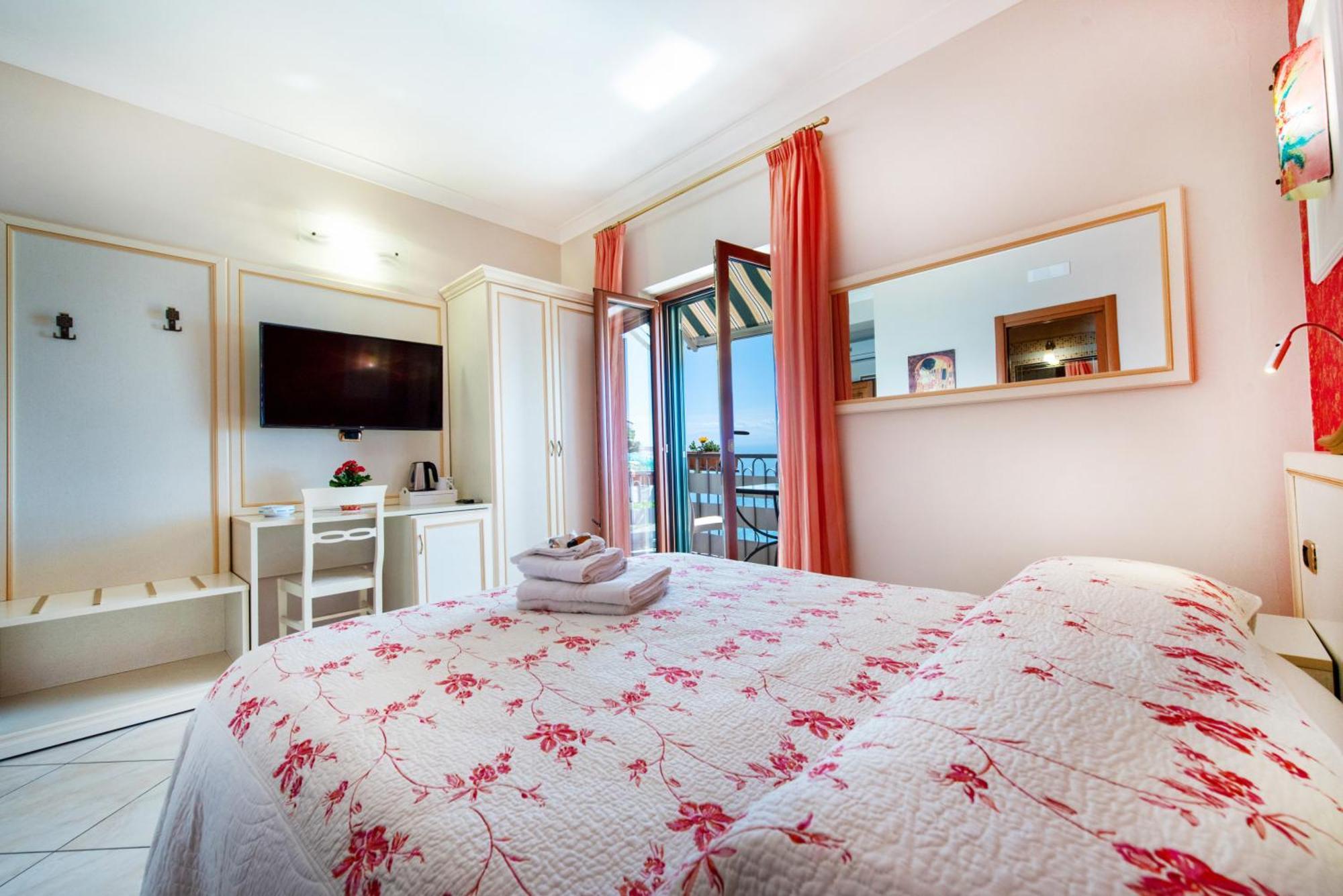 B&B Il Pavone Конка-дей-Марини Экстерьер фото