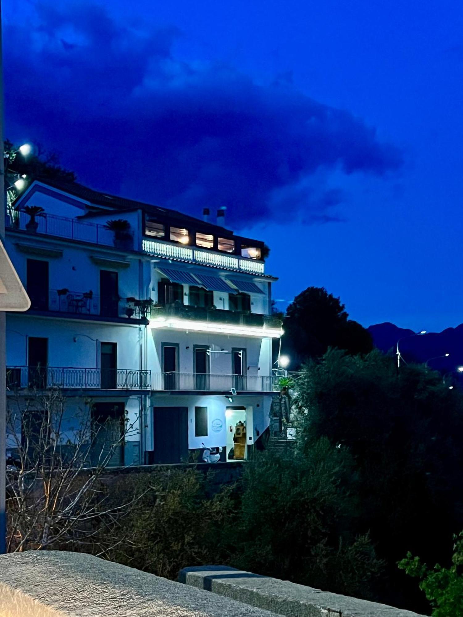 B&B Il Pavone Конка-дей-Марини Экстерьер фото